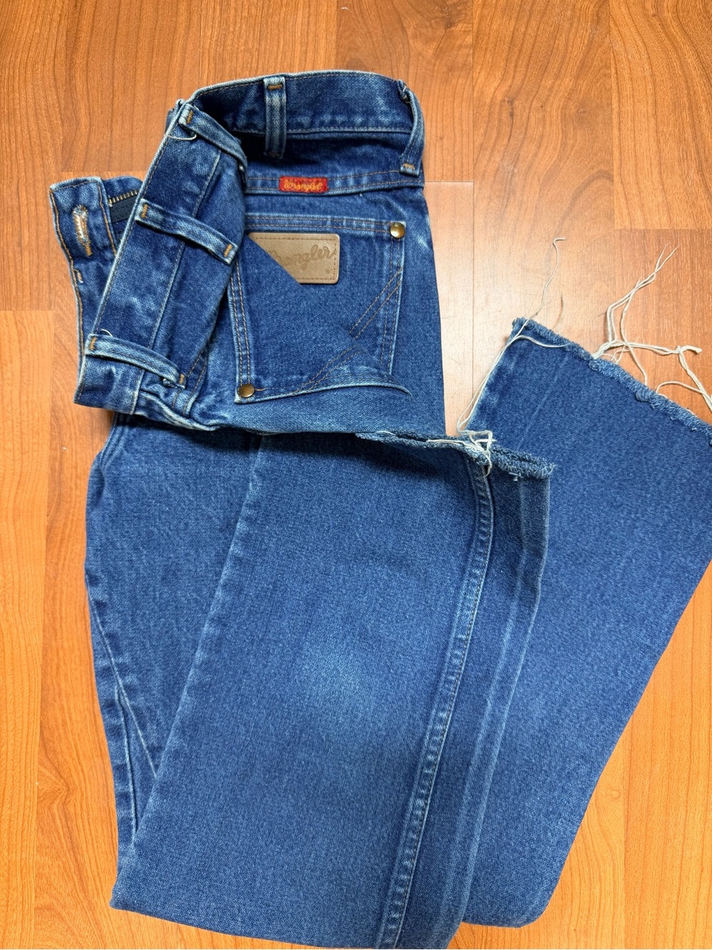 Wrangler Women’s Straight-Leg Jeans - Dark Blue Denim